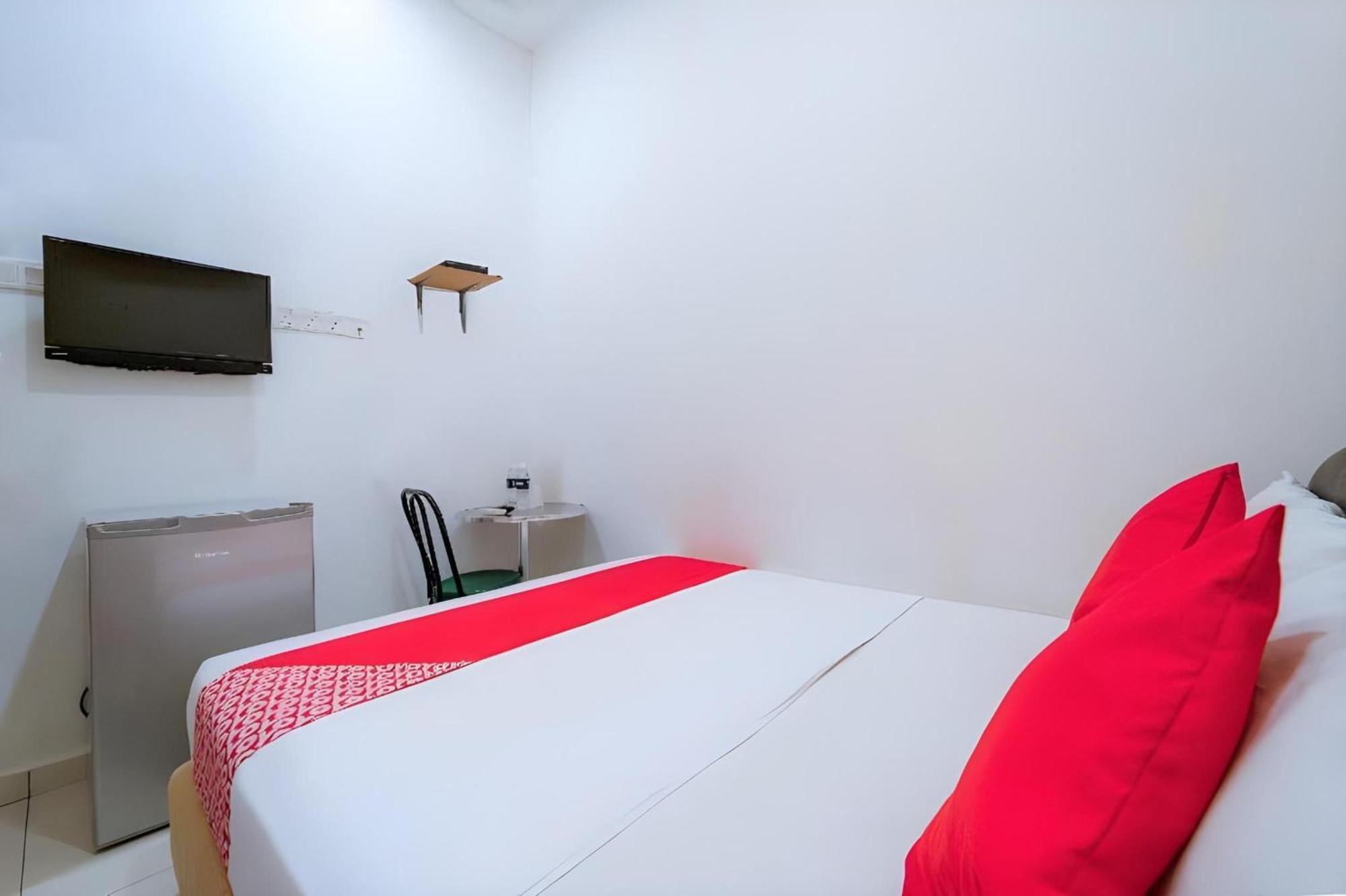 Super Oyo 89807 My Budget Home Batu Feringgi Dış mekan fotoğraf